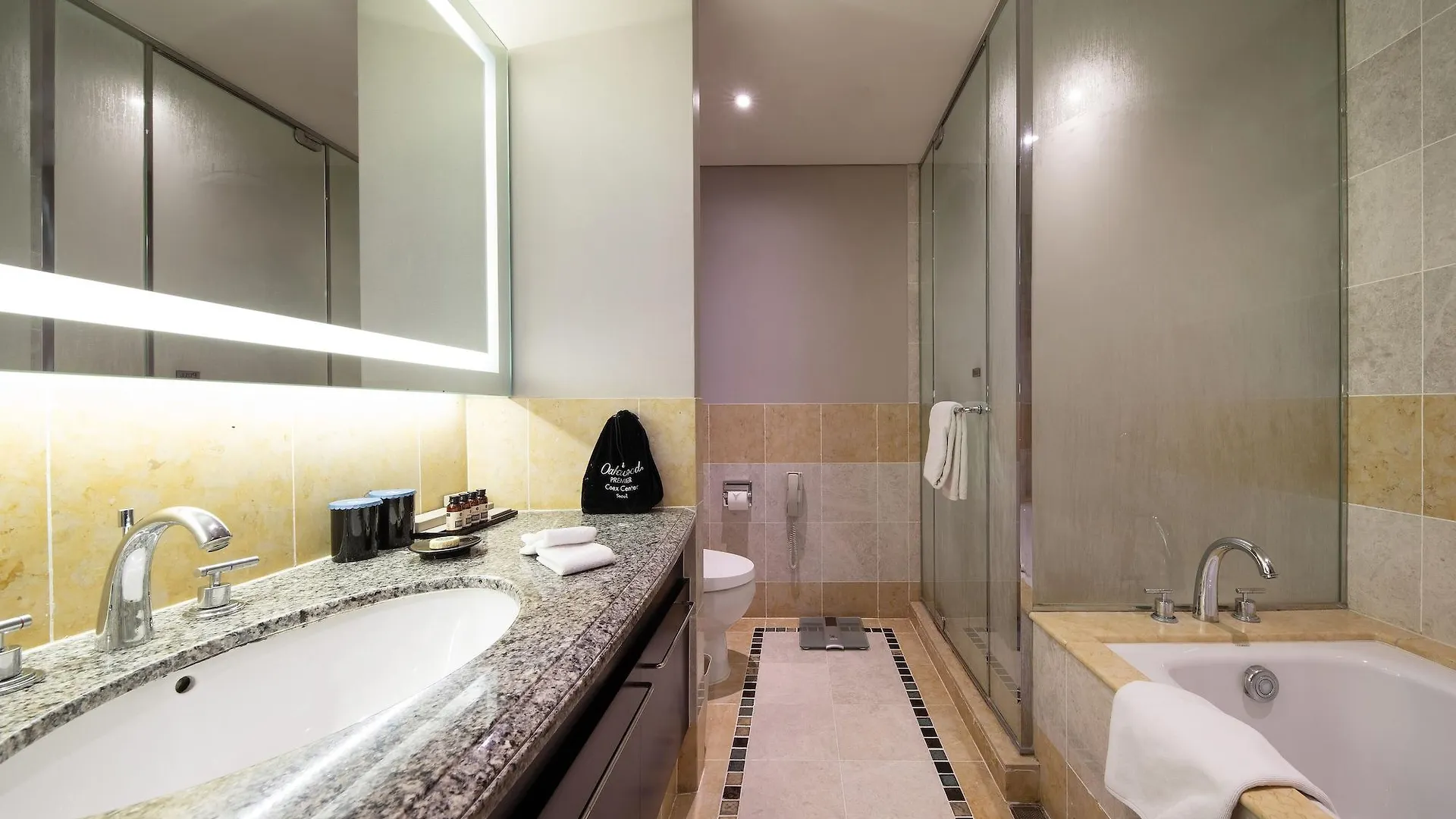 Oakwood Premier Coex Center Seoul Aparthotel