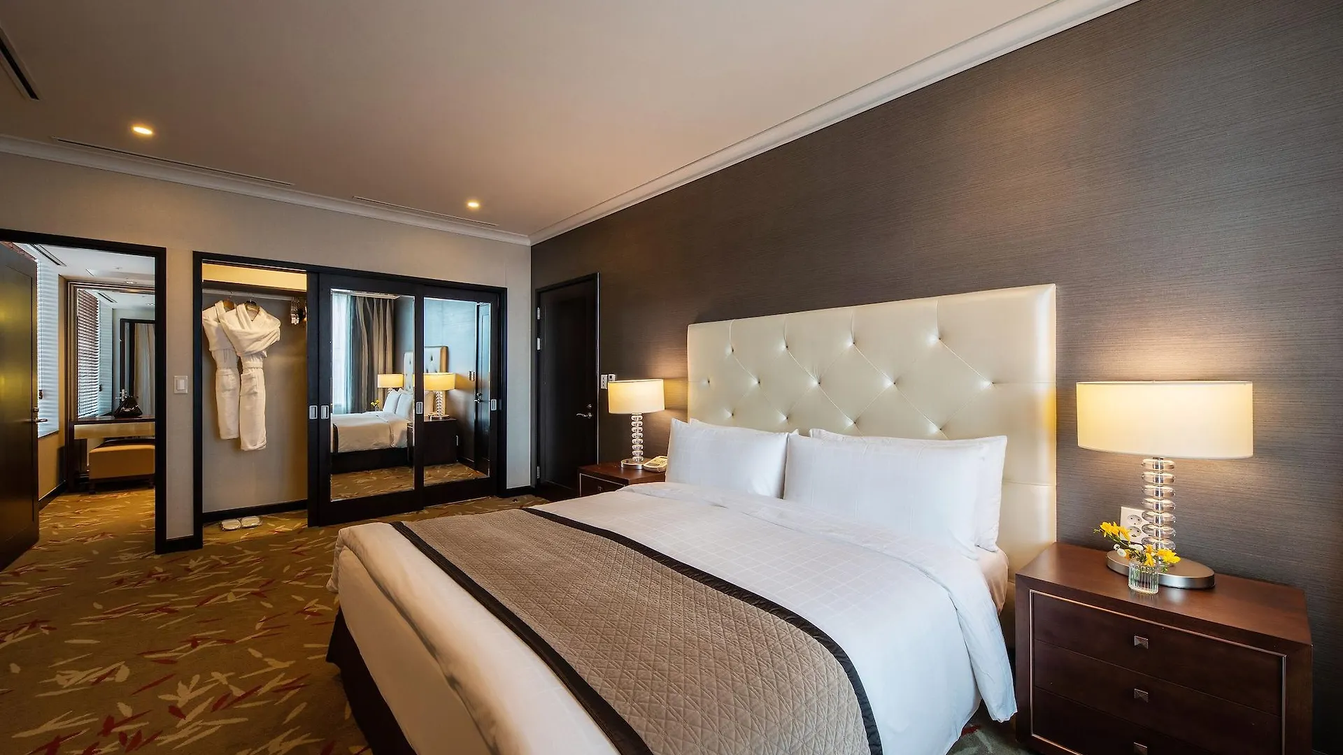 Oakwood Premier Coex Center Seoul Aparthotel 5*,  South Korea