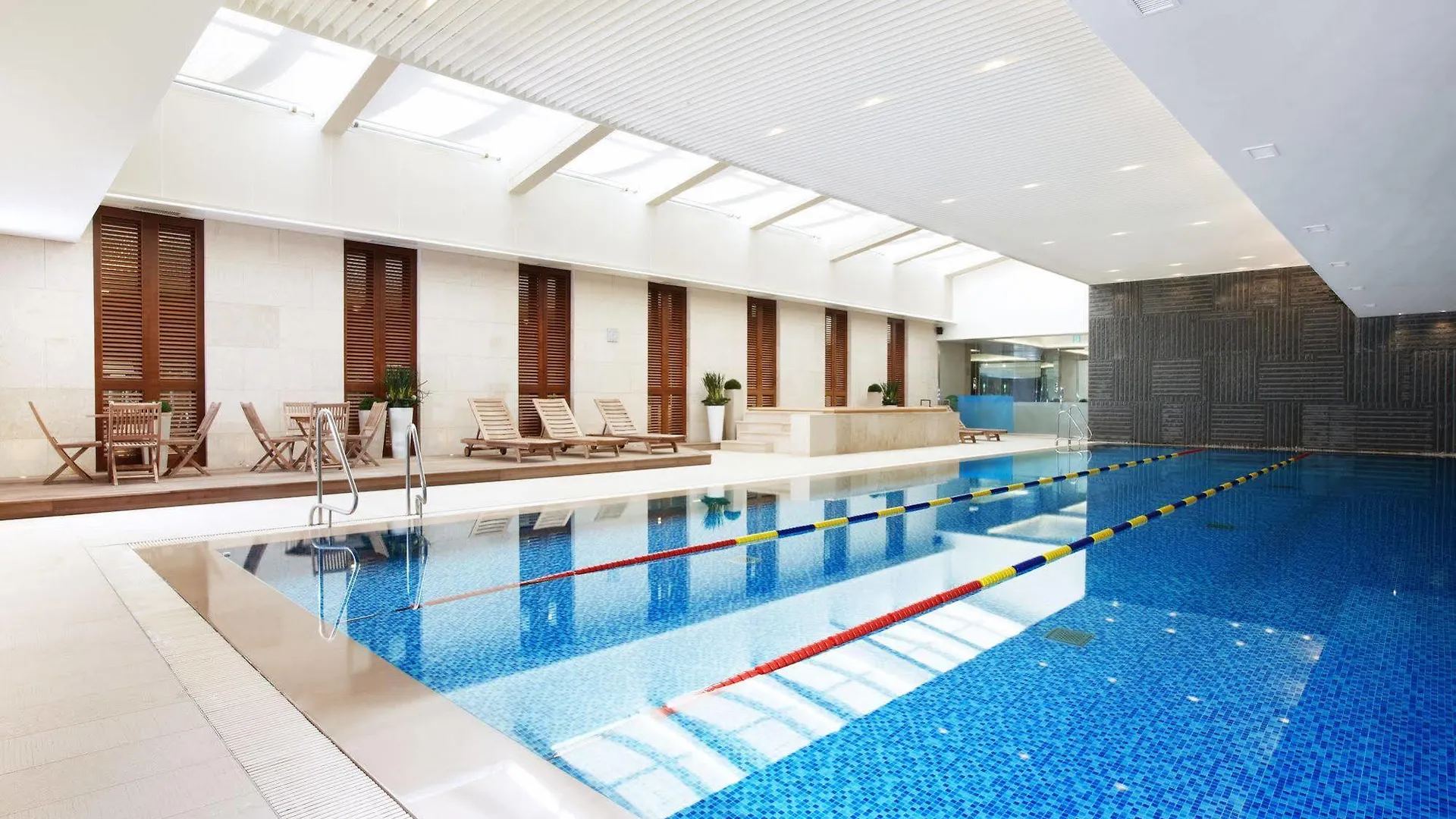 Oakwood Premier Coex Center Seoul Aparthotel 5*,  South Korea
