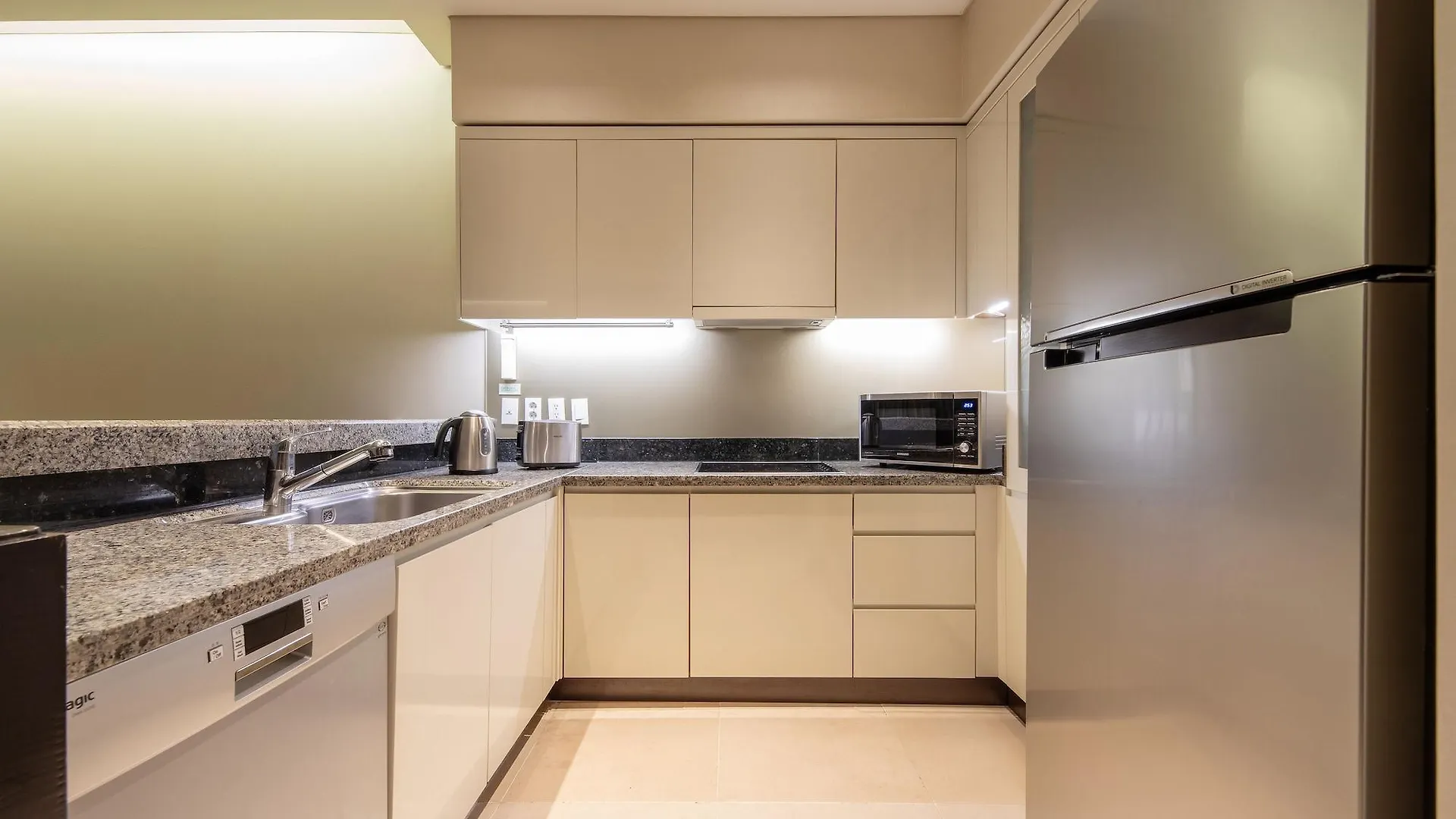 Oakwood Premier Coex Center Seoul Aparthotel